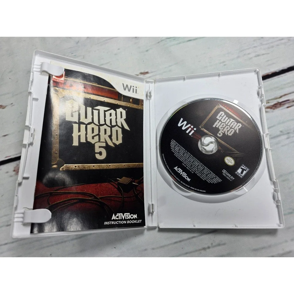 Guitar Hero 5 Nintendo Wii CIB Activision